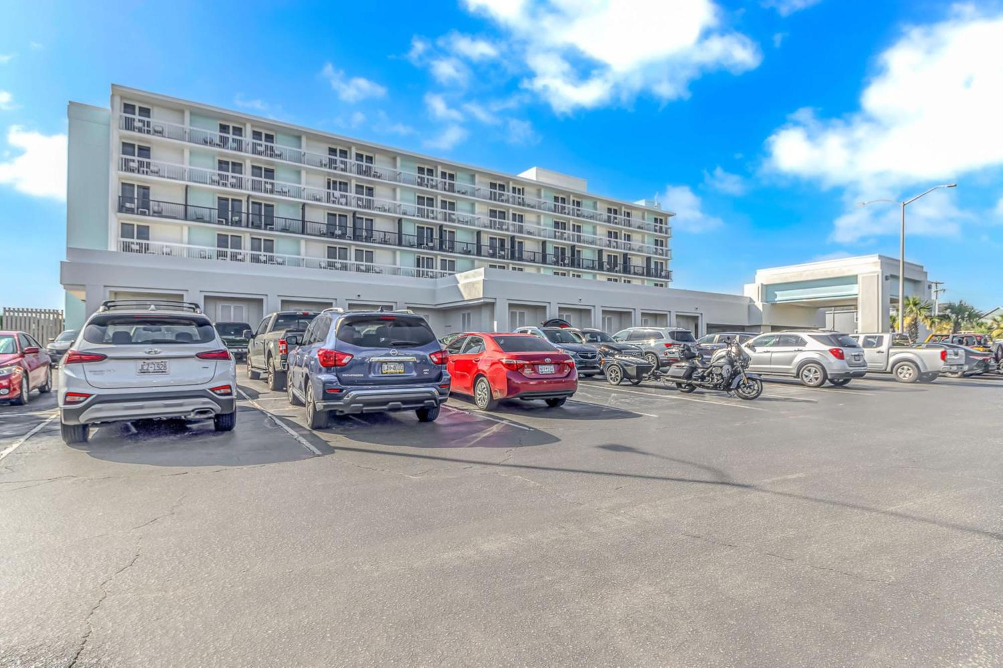 Holiday Inn Resort Oceanfront At Surfside Beach By Ihg Exterior foto
