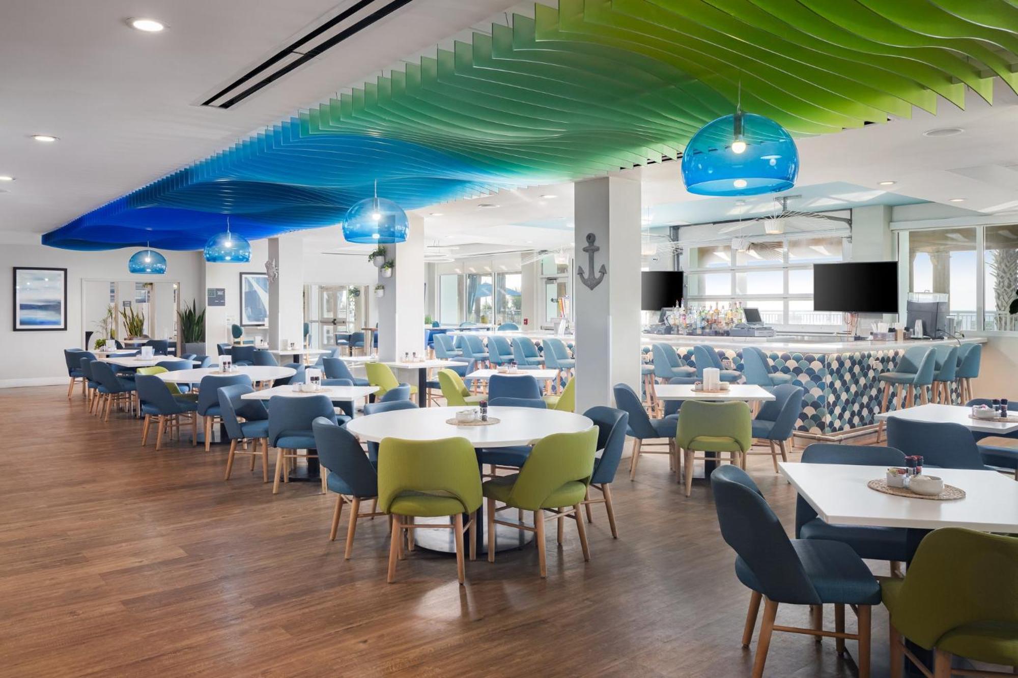 Holiday Inn Resort Oceanfront At Surfside Beach By Ihg Exterior foto